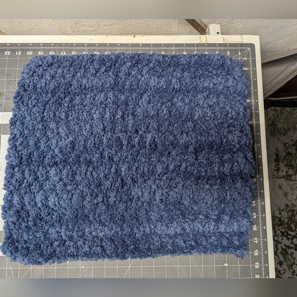 HP * Homemade Pet Bed Pad/Blanket - Blue - Picture 3 of 7